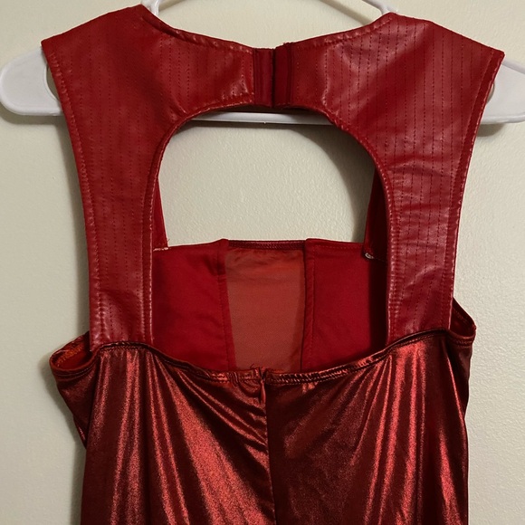 Flawed! Circus costume red with lace bodice detailing has pulled seam needs love - Picture 6 of 10